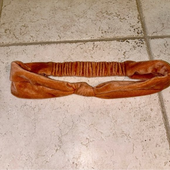 hairband - Picture 1 of 1